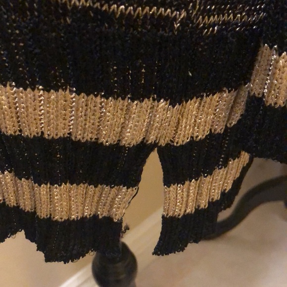 Sportsworks Studio Color block metallic gold threaded in black long cardigan - Picture 8 of 13